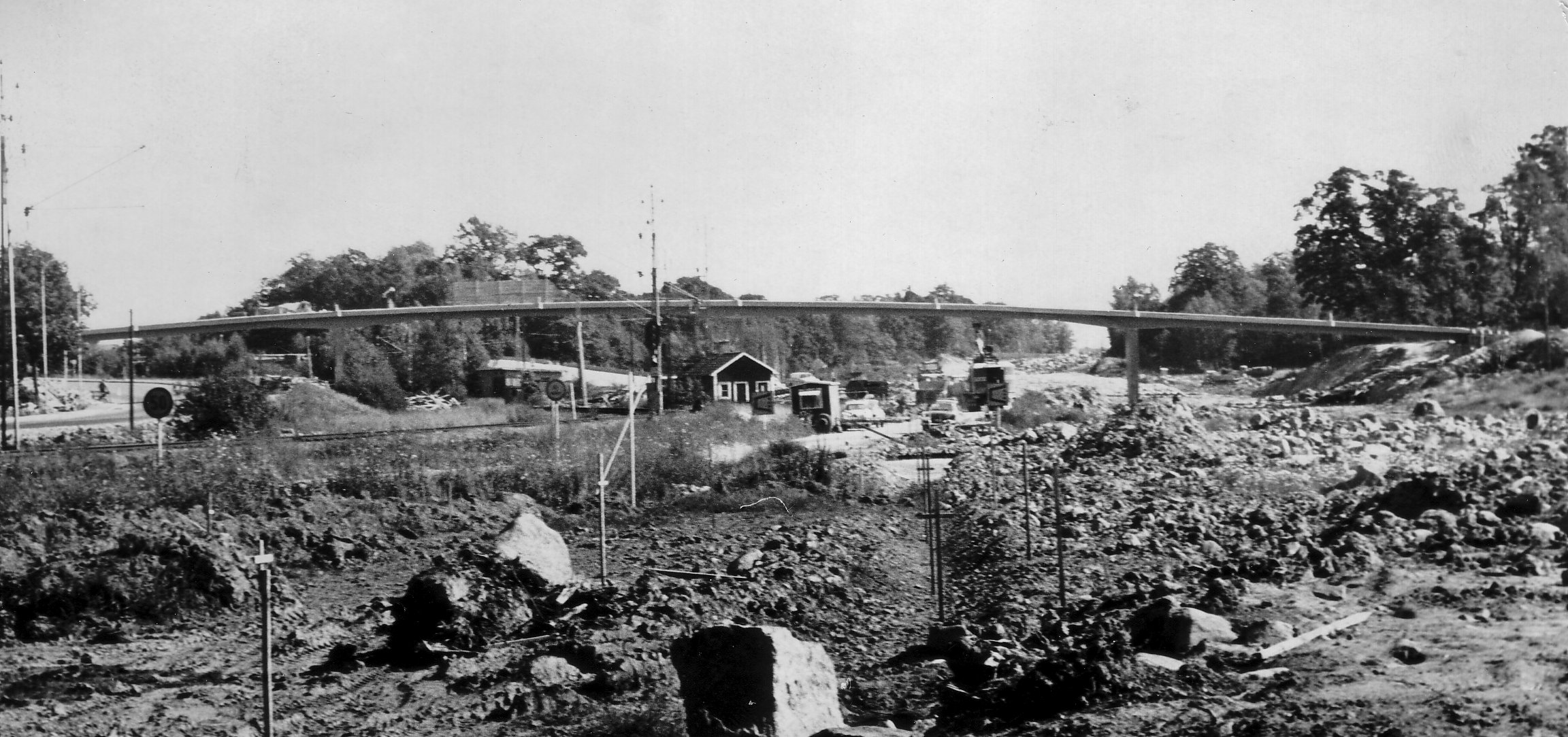 Frösängsbron byggs
