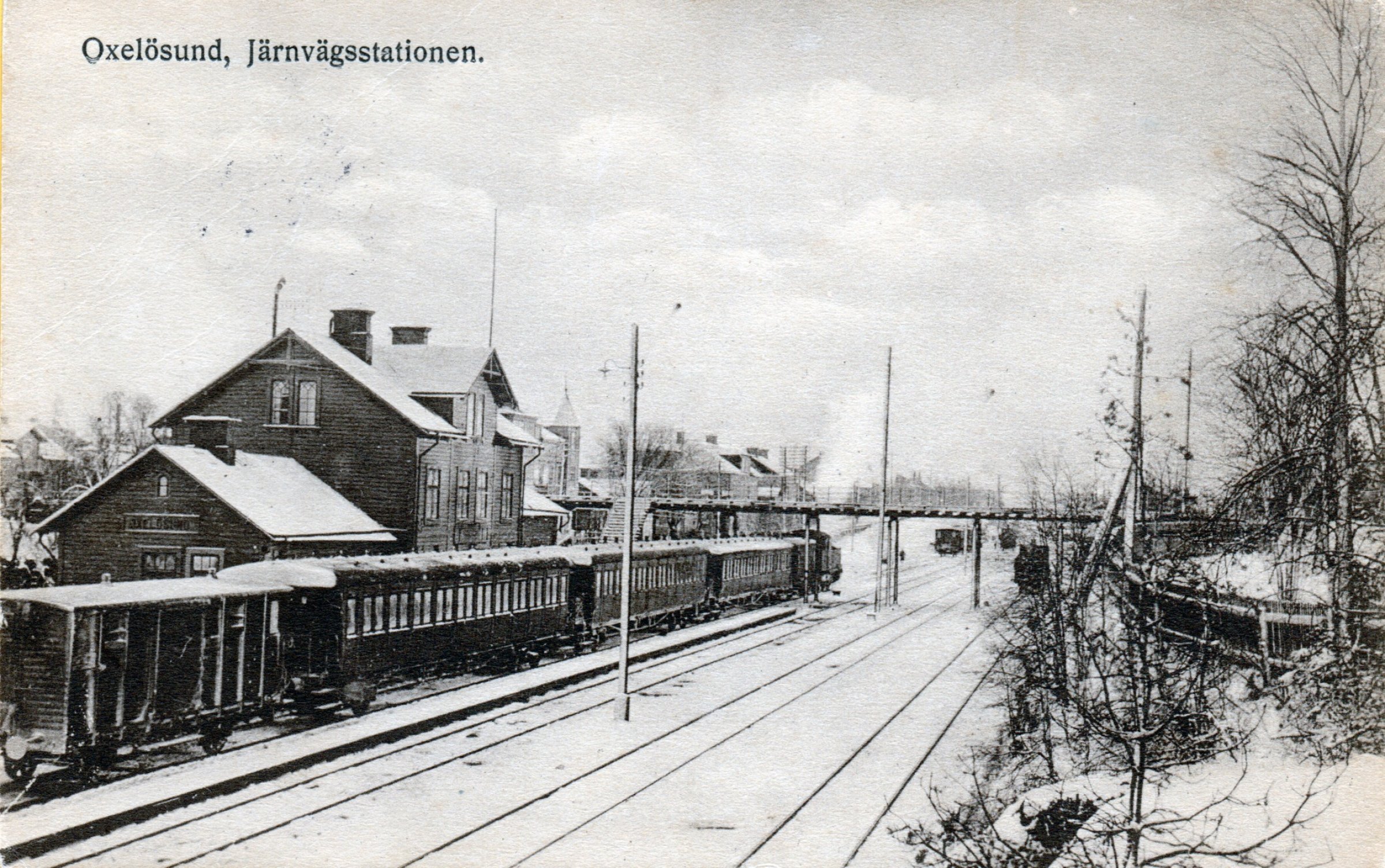Järnvägsstation