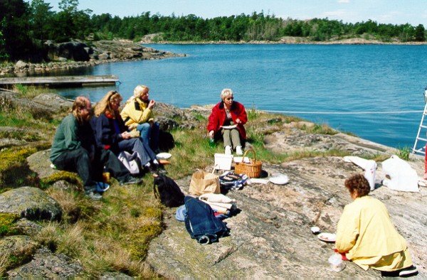 Lunch på Hamnskär